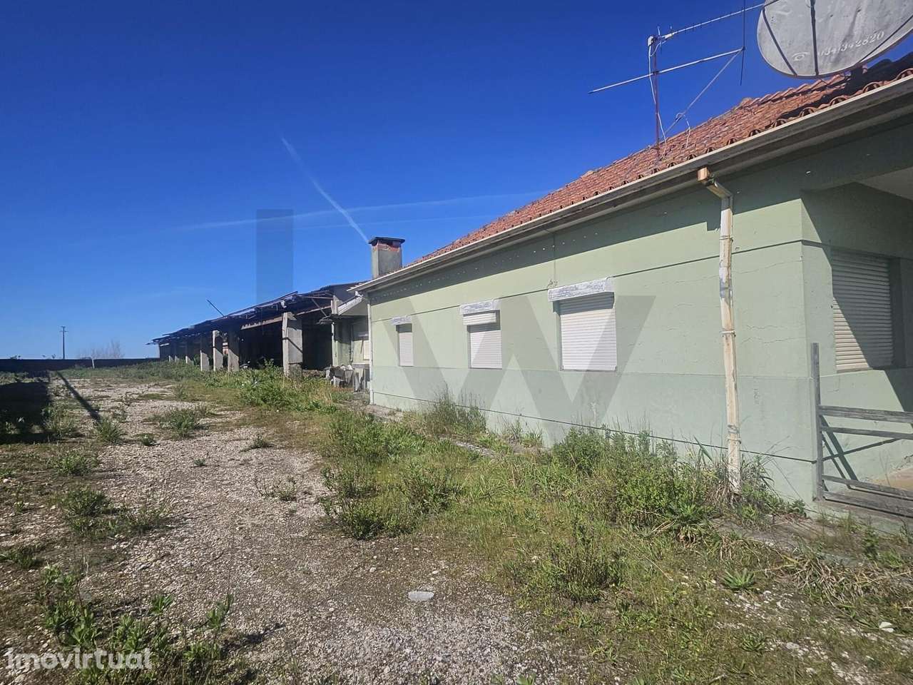 Oportunidade de Investimento: Moradia e Armazéns com 2.000m2 em Santa - Grande imagem: 5/22