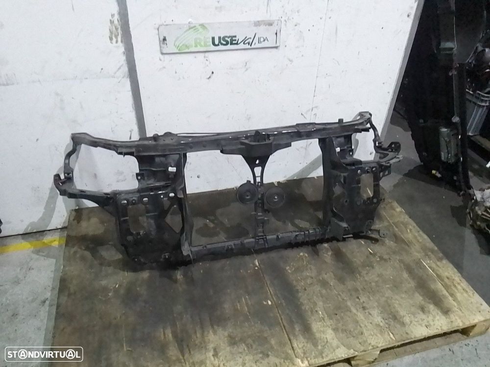 Frente Em Fibra Ou Chapa Hyundai I30 (Fd) - 1