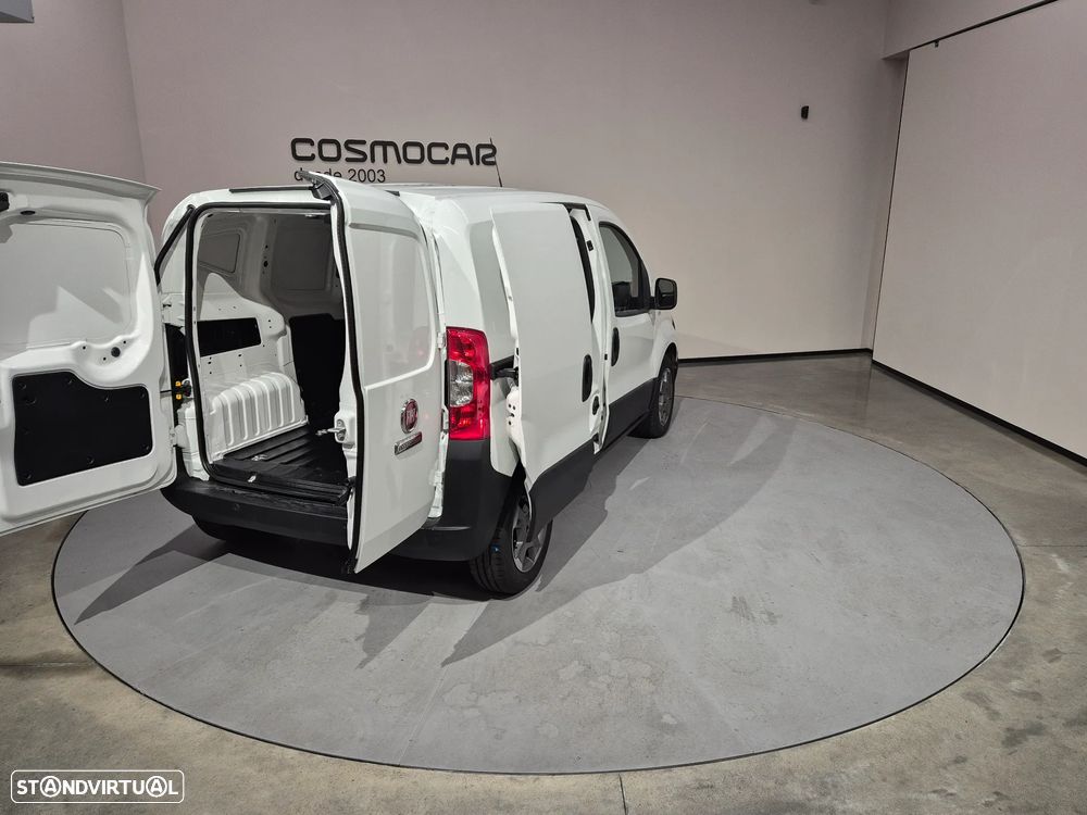 Fiat Fiorino 1.3 M-jet Adventure - 13