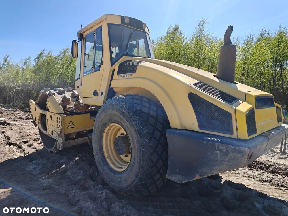 Bomag BW 213 DH-4 - 2