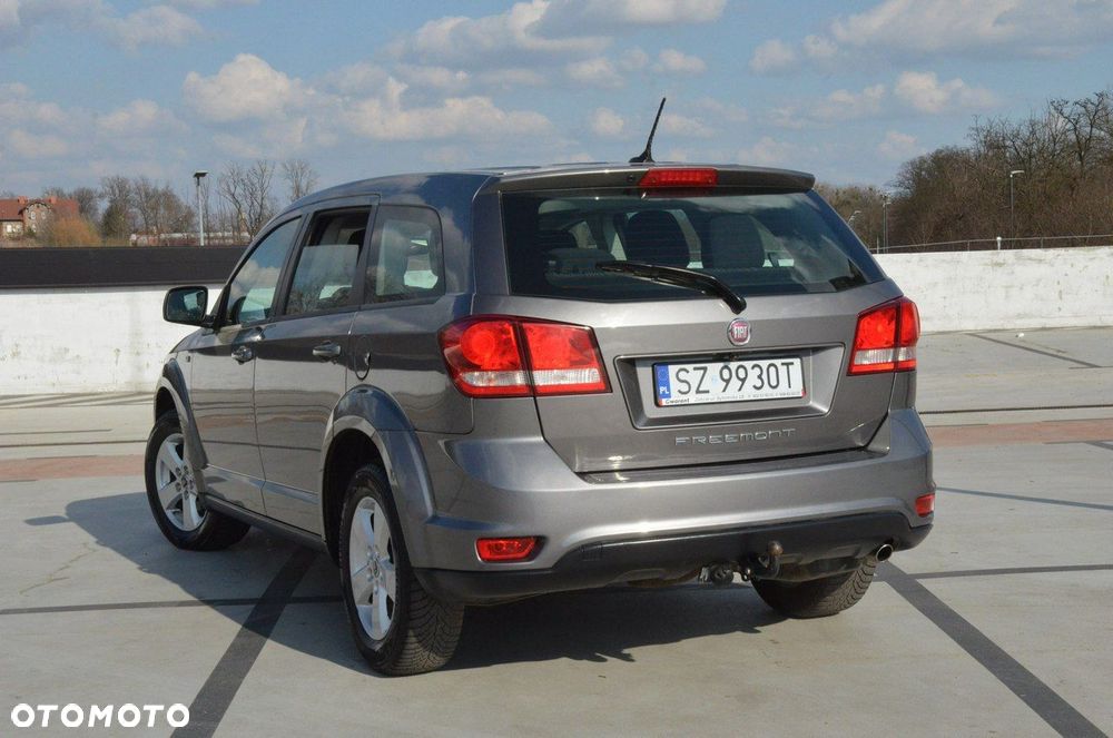 Fiat Freemont 2.0 Multijet Lounge - 13