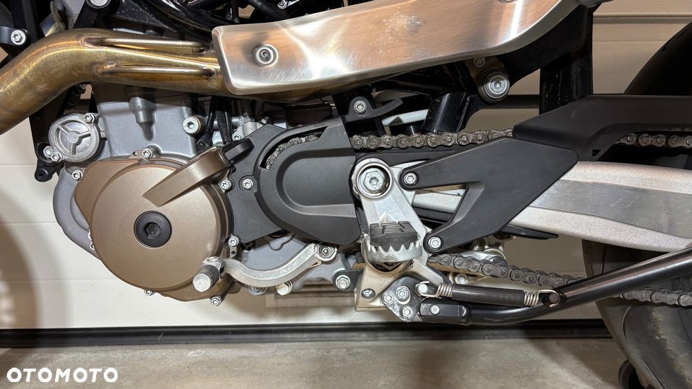 Husqvarna 701 - 18