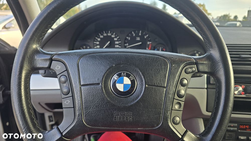 BMW Seria 5 - 26