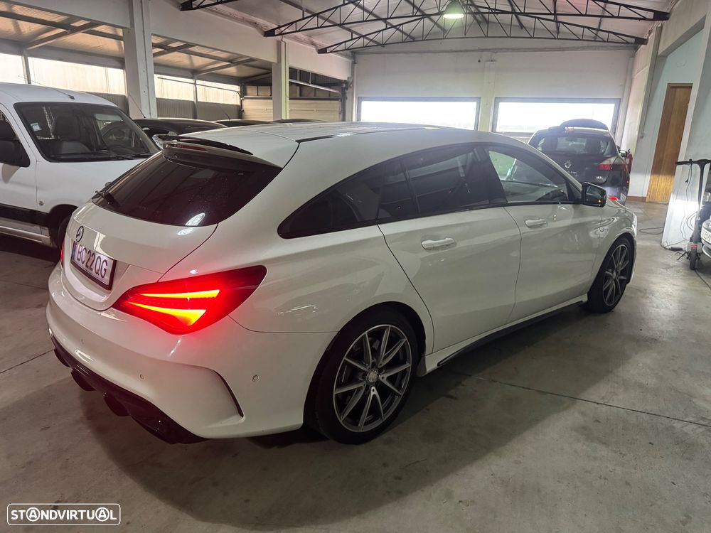 Mercedes-Benz CLA 45 AMG 4Matic Speedshift 7G-DCT Night Edition - 4