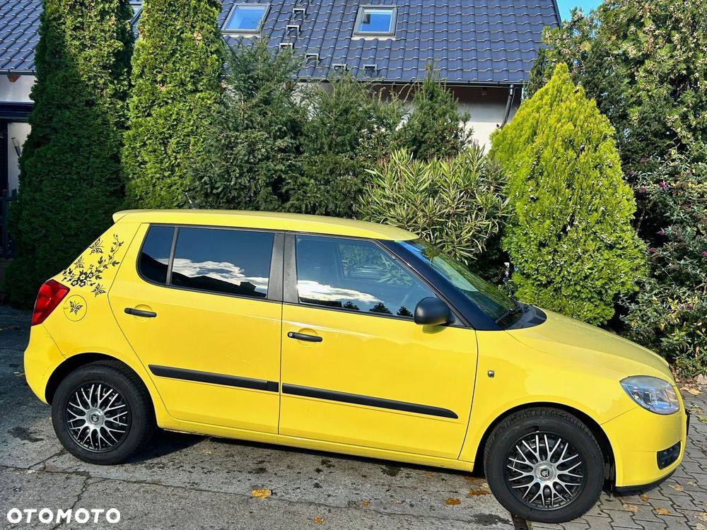 Skoda Fabia - 10
