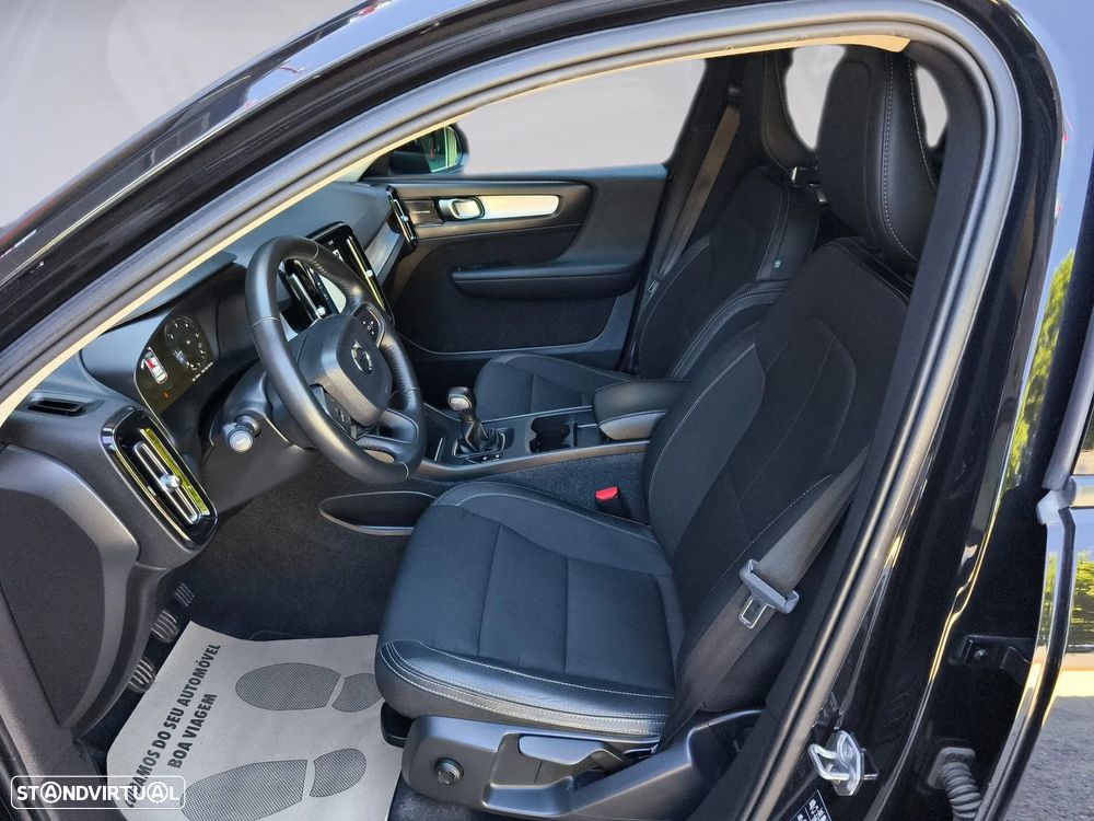 Volvo XC 40 2.0 D3 Momentum Plus - 9