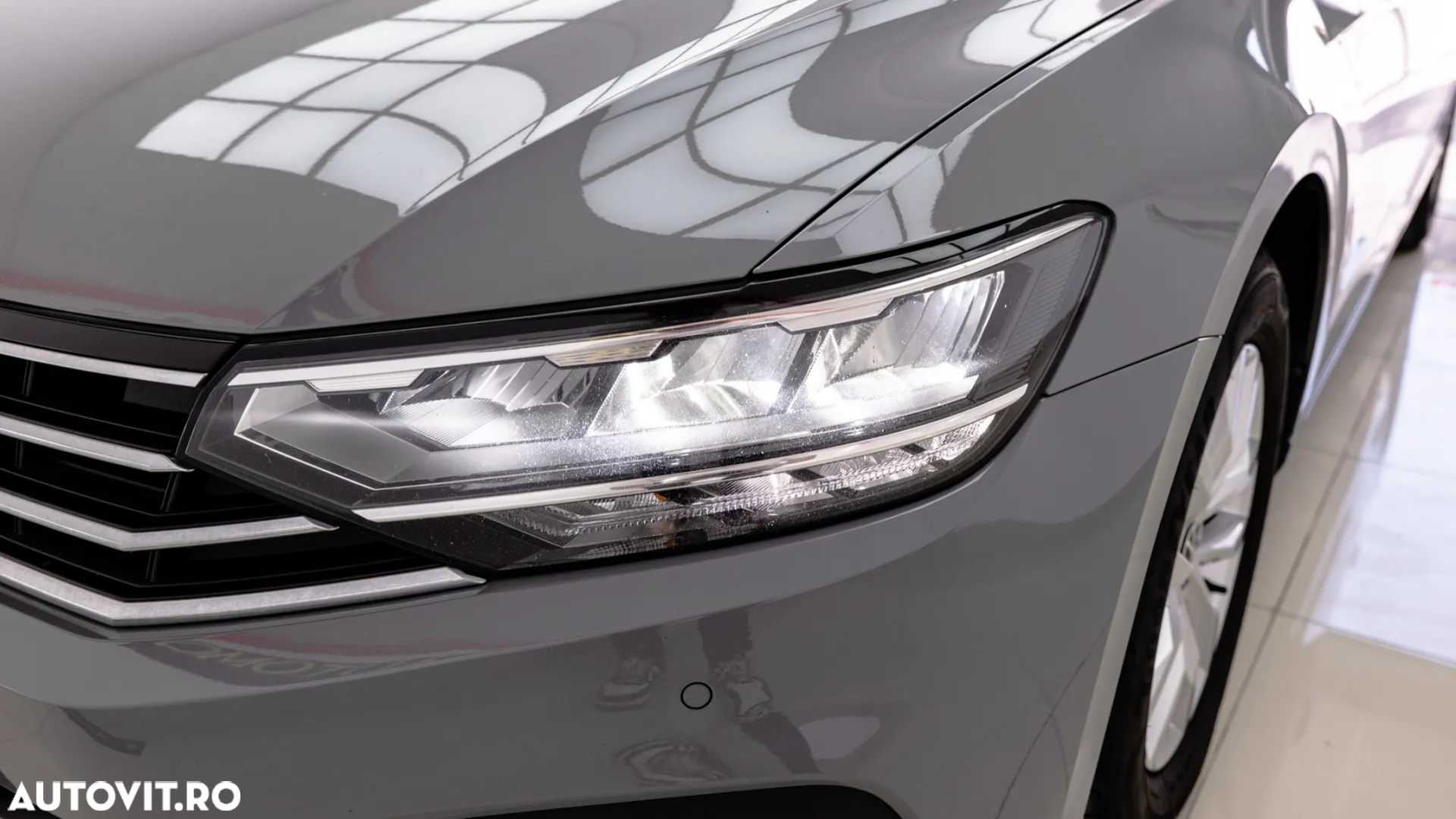Volkswagen Passat Variant 2.0 TDI DSG (BlueMotion Technology) Comfortline - 10