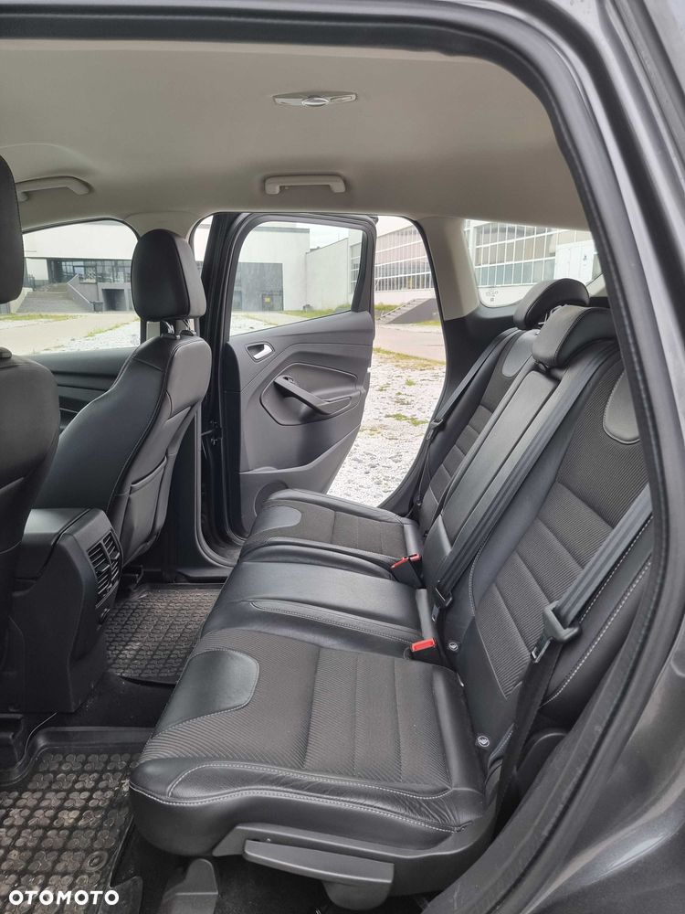Ford Kuga - 7