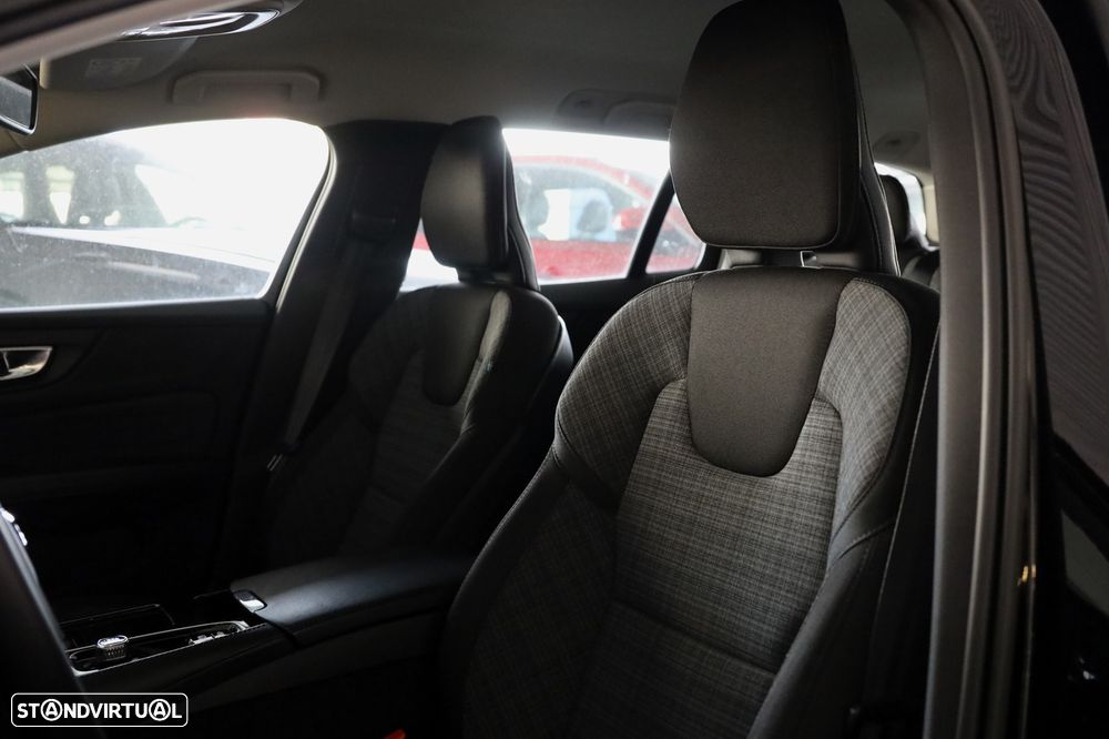 Volvo V60 2.0 T6 AWD TE Essential - 6