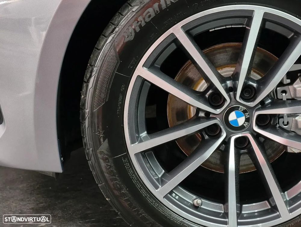 BMW 318 d Auto - 31
