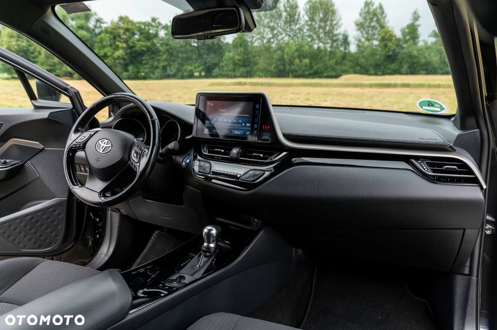 Toyota C-HR Style Selection - 29
