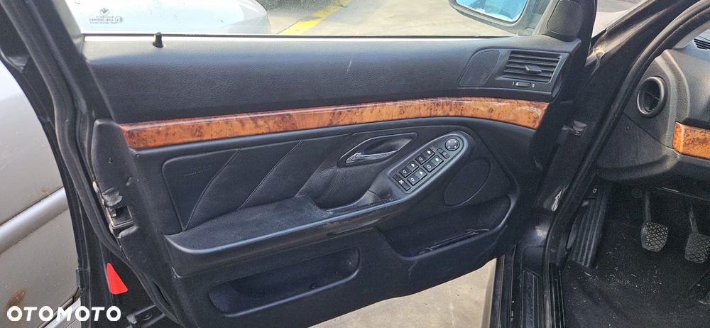 BMW E39 523i M52B25 96 - 00 - FOTEL PRZÓD LEWY PRAWY - 21