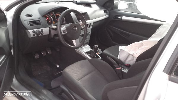 Para Peças Opel Astra H Gtc (A04) - 5