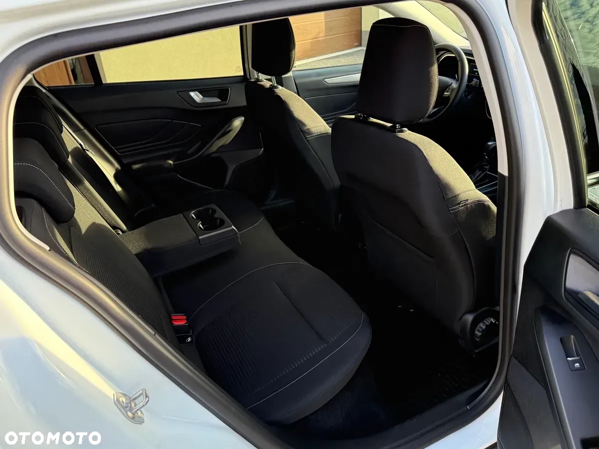 Ford Focus 1.0 EcoBoost mHEV Titanium X - 36