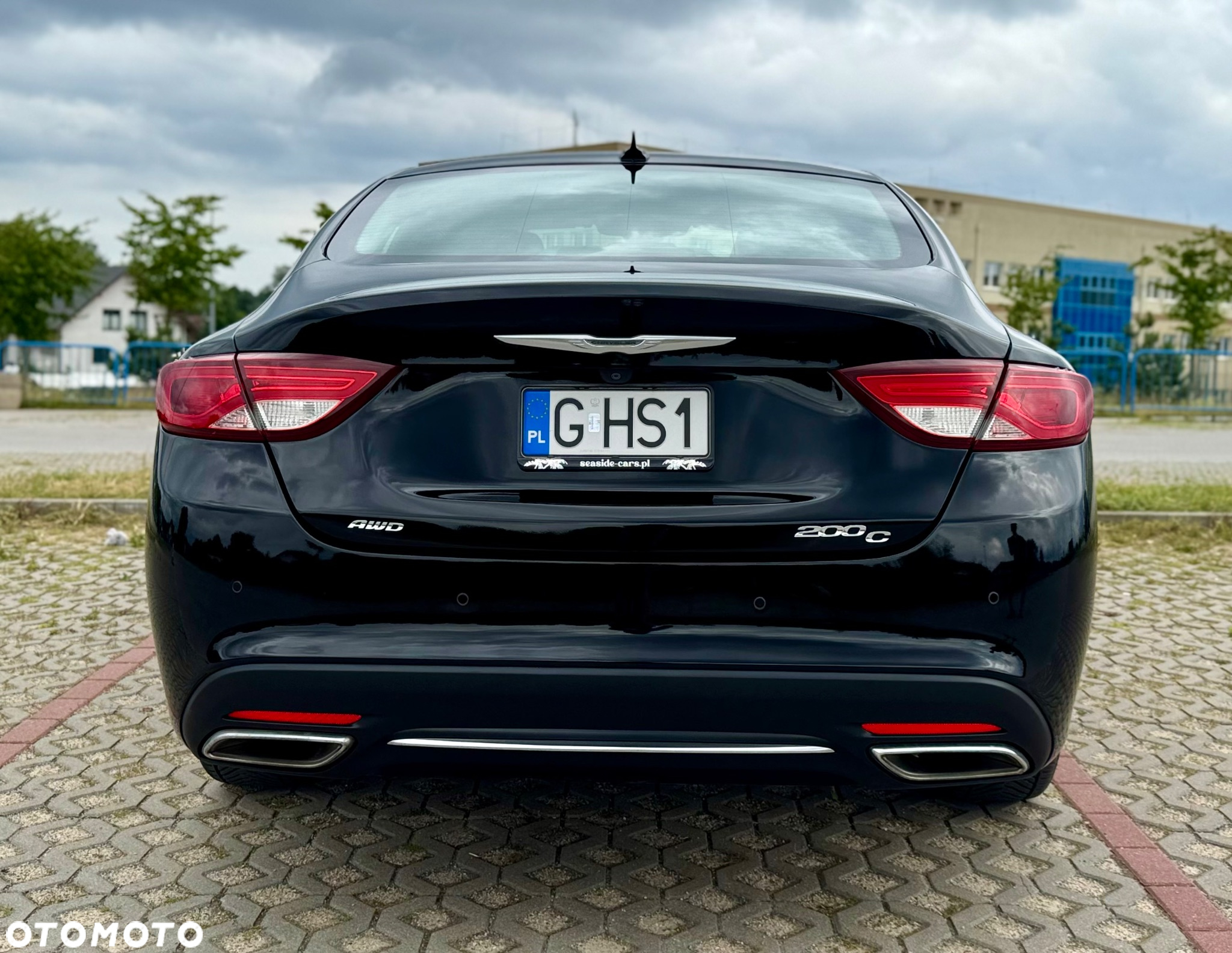 Chrysler 200 - 8