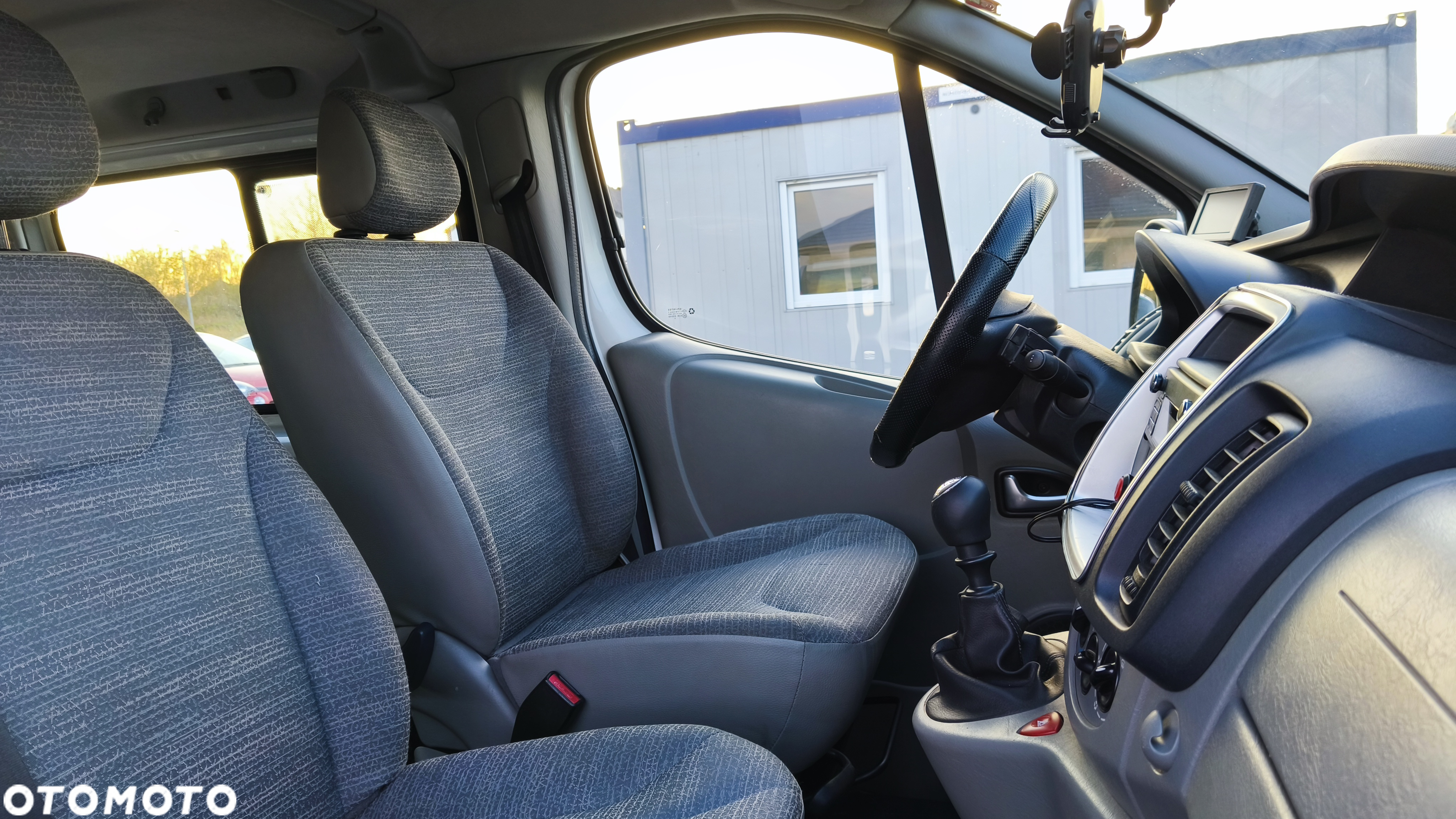 Renault Trafic - 24