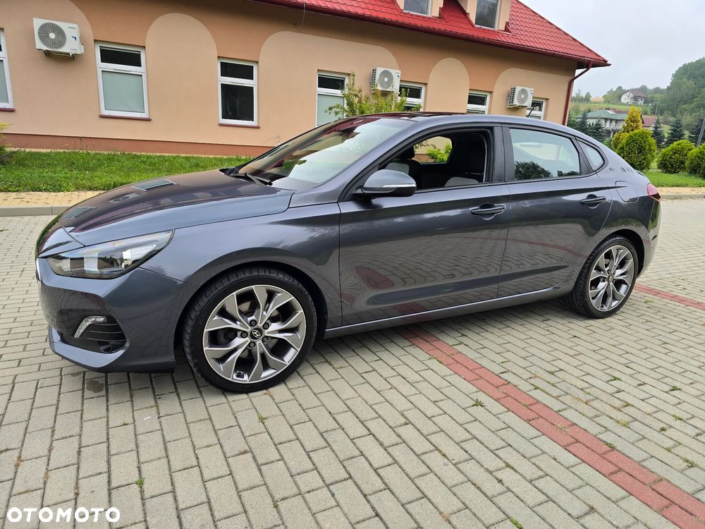 Hyundai i30 1.4 T-GDI Fastback Premium - 12