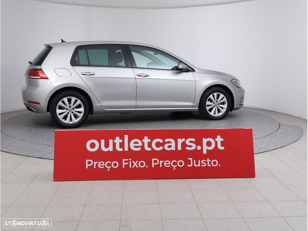 VW Golf 1.6 TDI Confortline - 17
