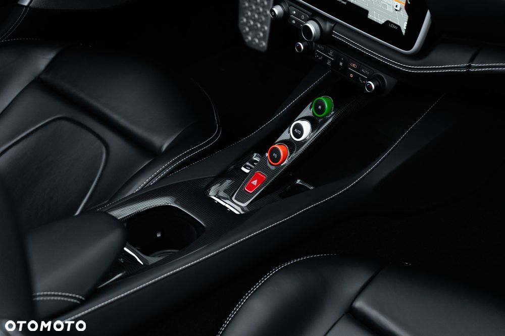 Ferrari Portofino - 14