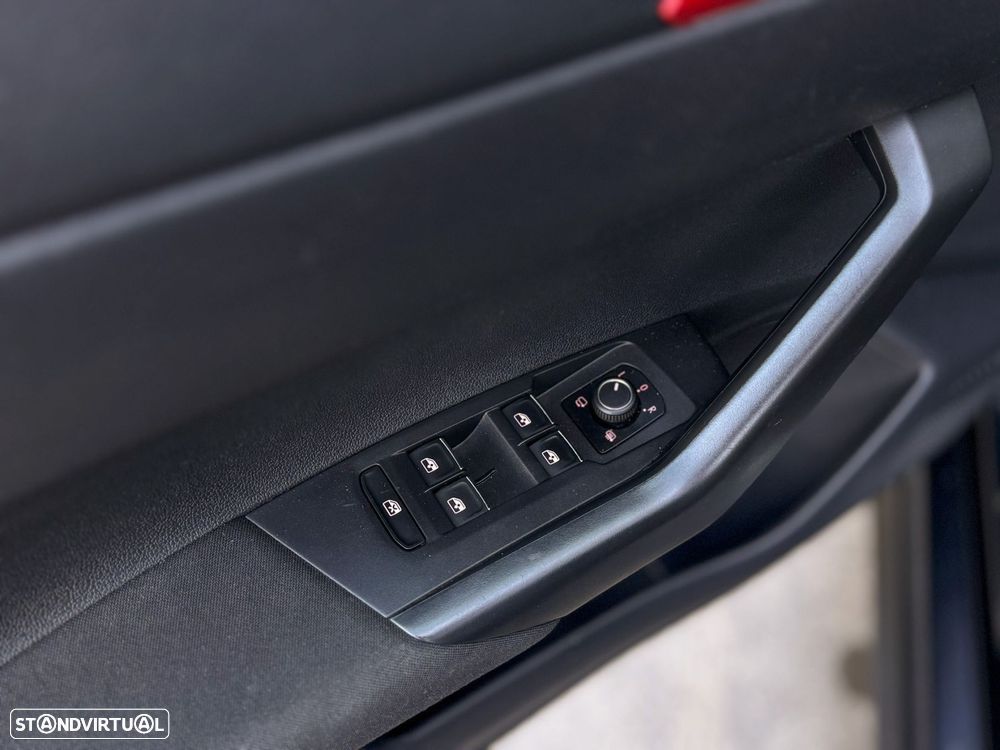 VW Polo 2.0 TSI GTI DSG - 24