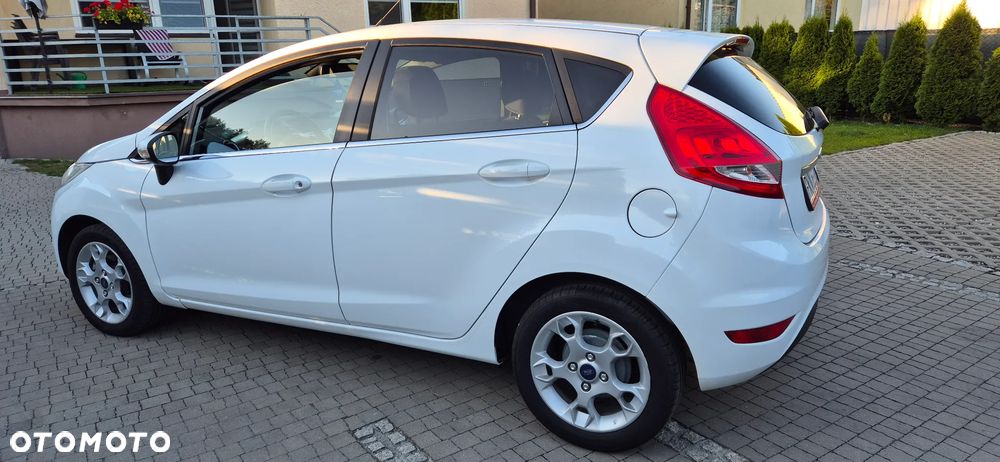 Ford Fiesta 1.6 TDCi Trend - 10