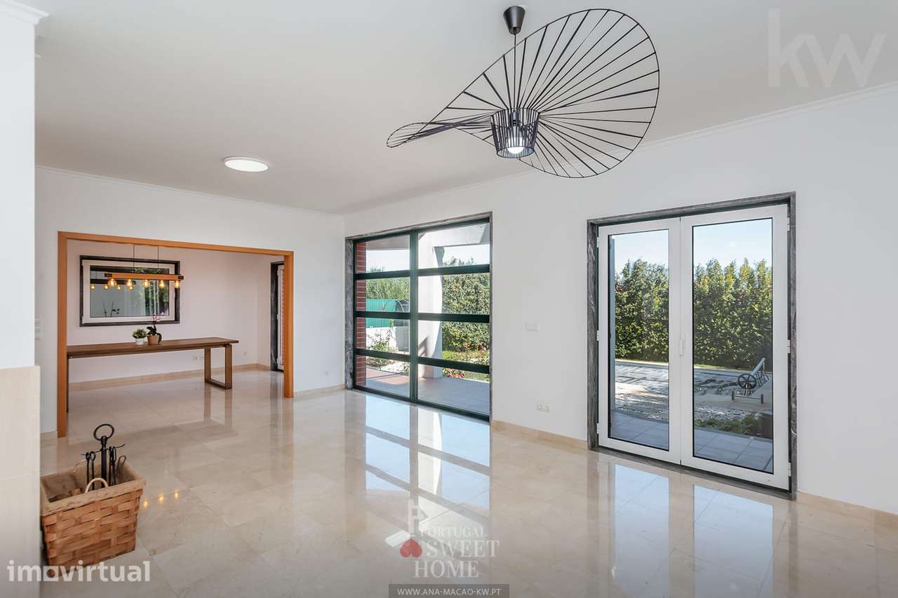 Moradia T4+2 p/ Arrendar, c/ Piscina, junto ao Oeiras Golf & Residence - Grande imagem: 4/63