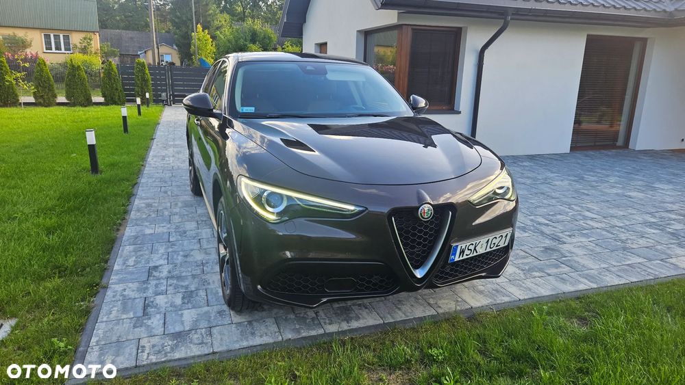 Alfa Romeo Stelvio - 7