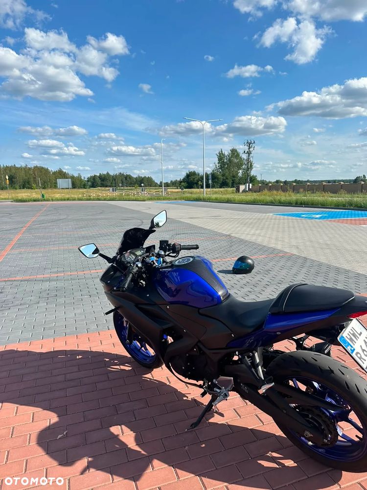 Yamaha R3 - 11