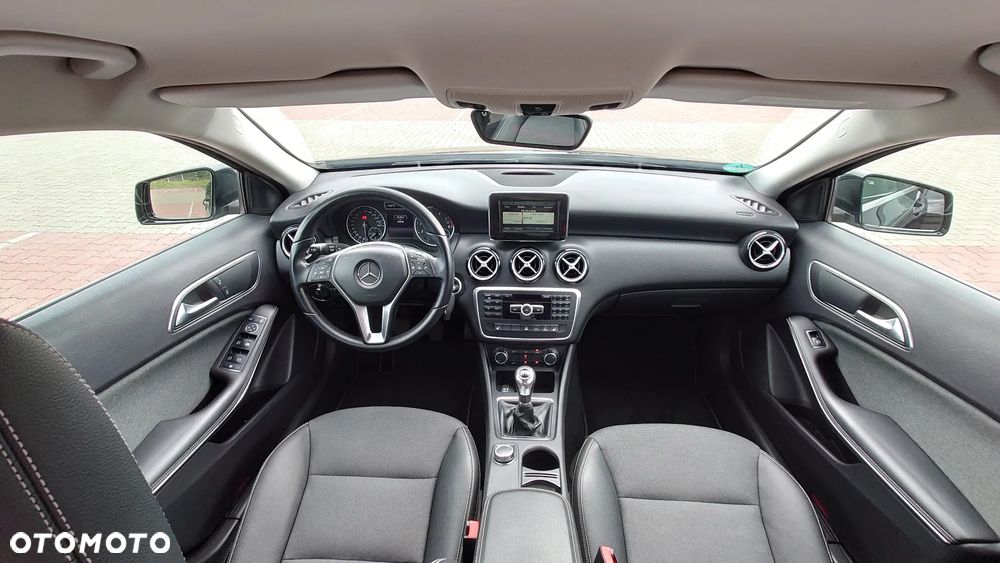Mercedes-Benz Klasa A 180 (BlueEFFICIENCY) - 19