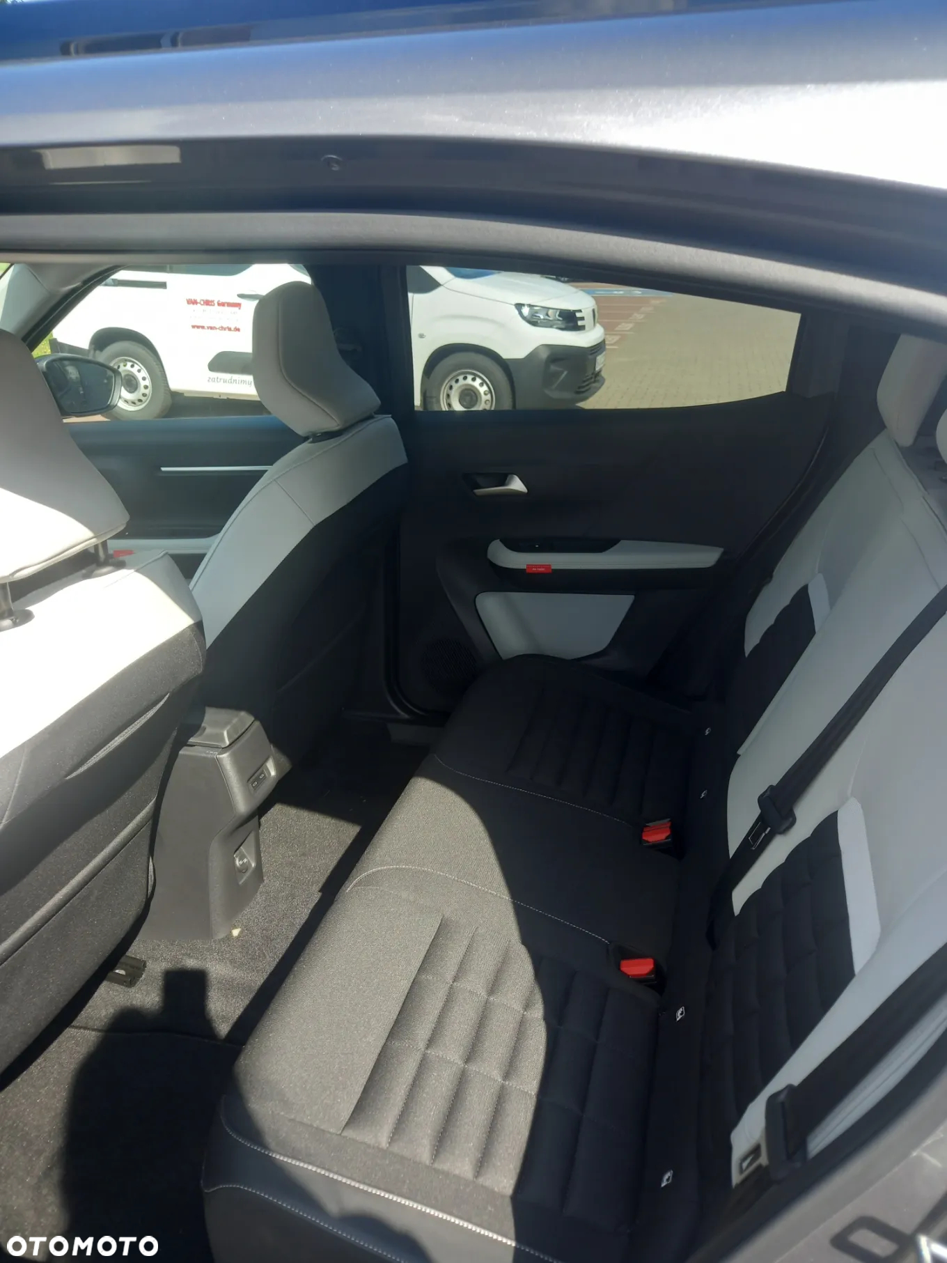 Citroën C3 Aircross 1.2 mHEV Max S&S eDCT6 - 12