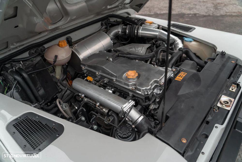 Land Rover Defender - 31