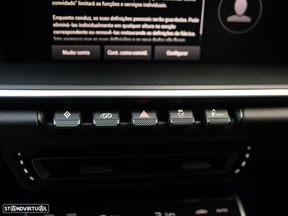 Porsche 911 (992) Turbo S - 35