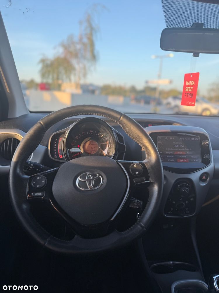 Toyota Aygo 1.0 VVT-i Sprint EU6 - 11