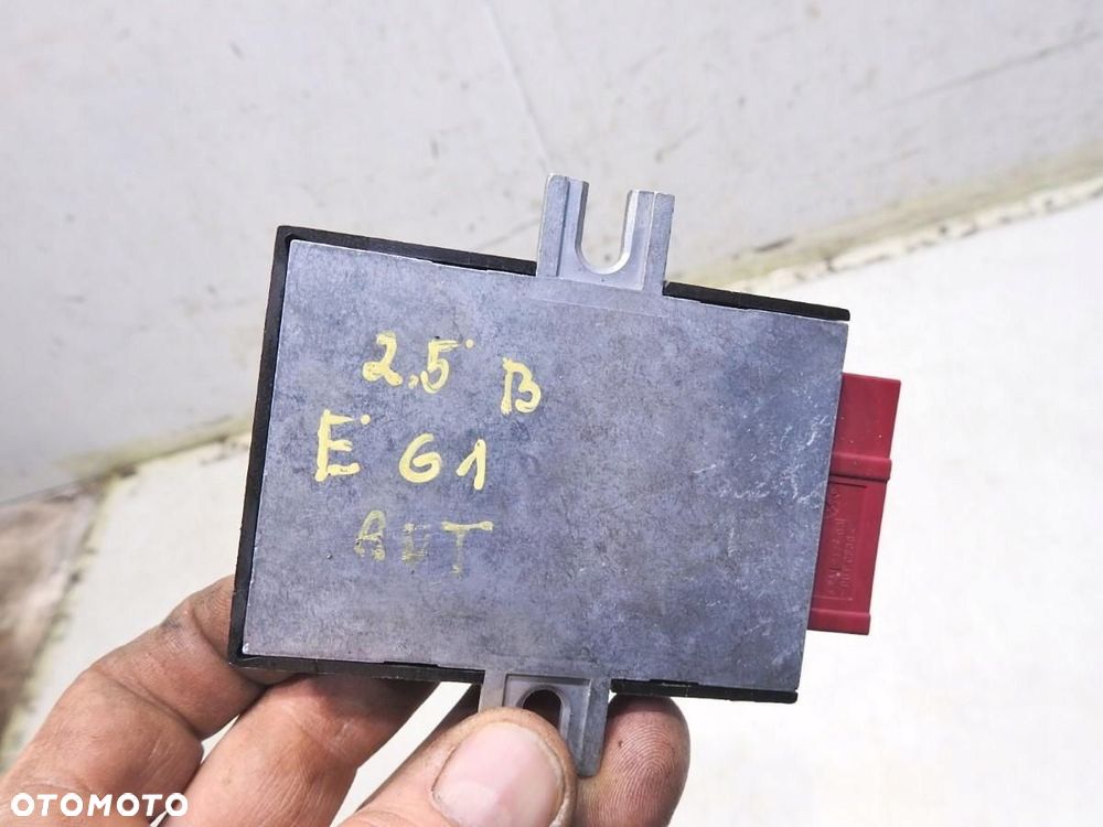 MODUŁ STEROWNIK POMPY PALIWA BMW E61 2.5i 7169960 55892110 - 2