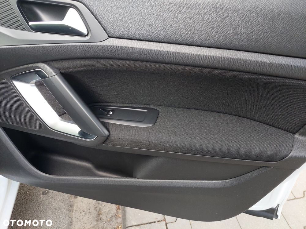 Peugeot 308 1.6 THP Allure - 10