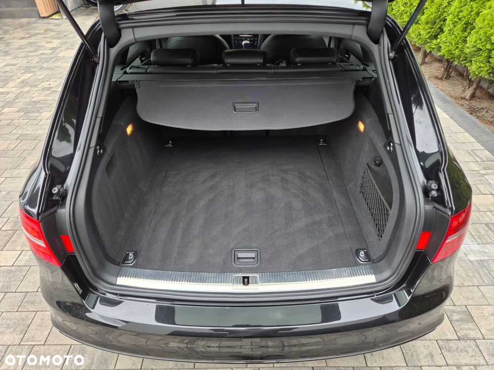 Audi A4 Avant 2.0 TDI DPF clean diesel multitronic S line Sportpaket - 17