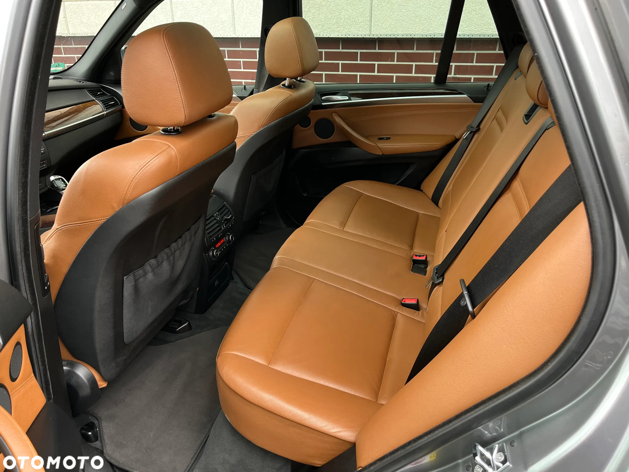 BMW X5 xDrive48i - 13