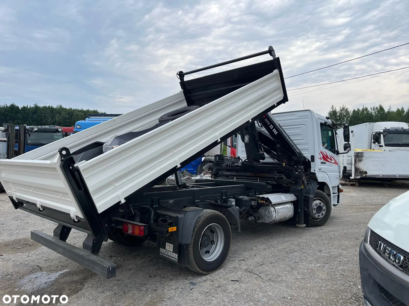 Mercedes-Benz Atego1327 - 3