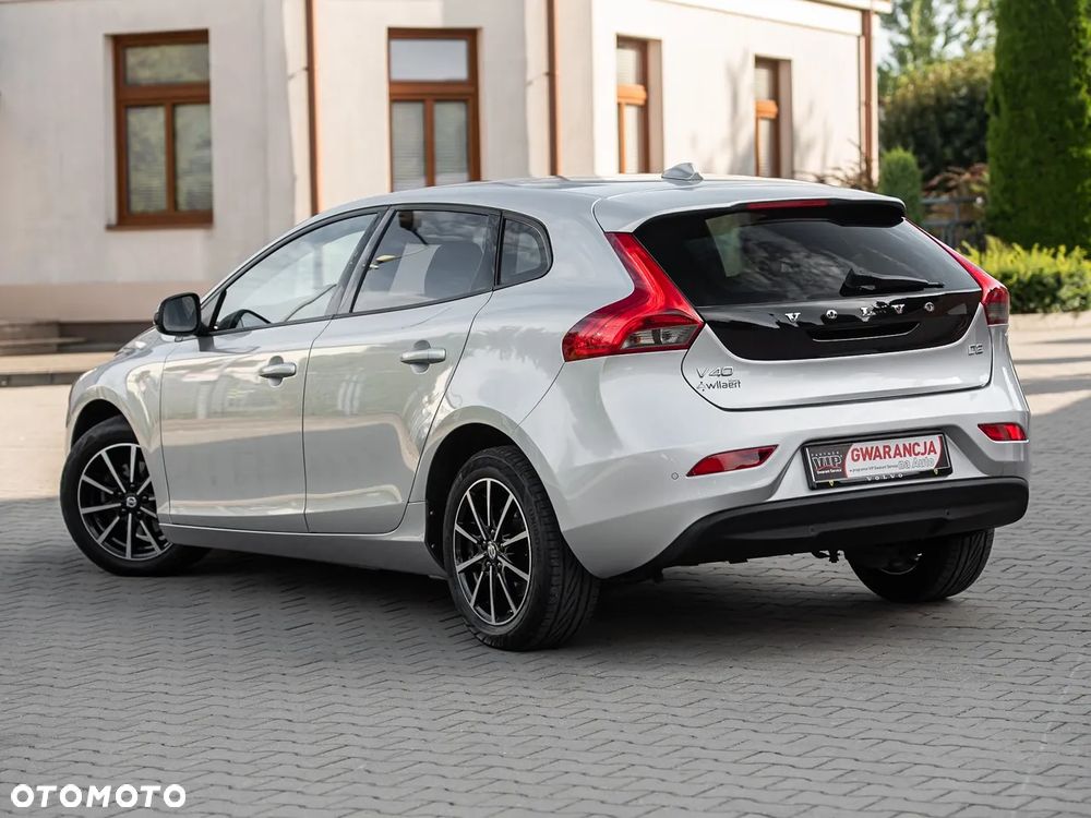 Volvo V40 D2 Kinetic - 10