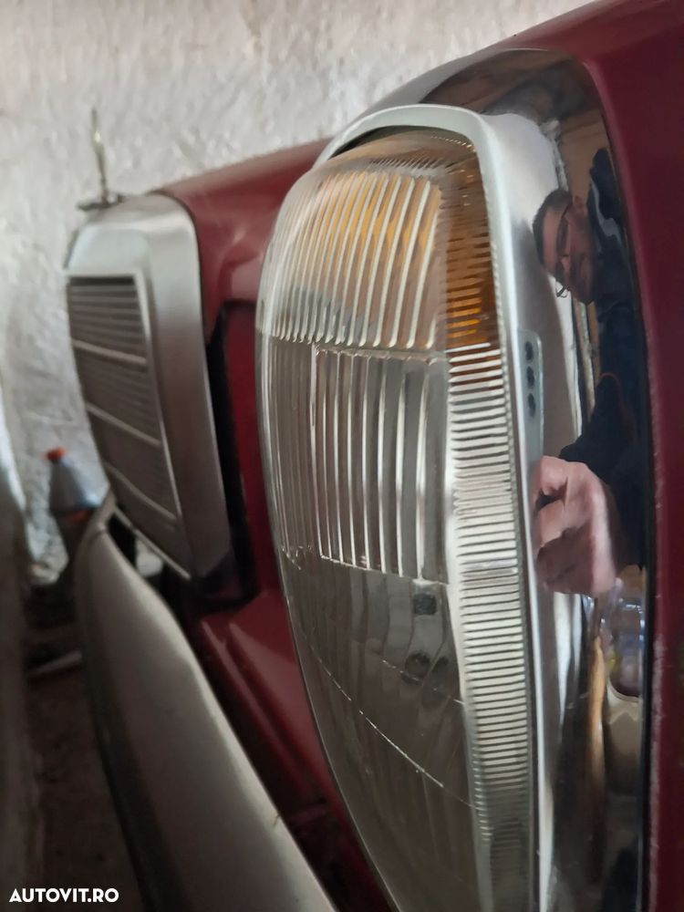 Mercedes-Benz W115 - 22