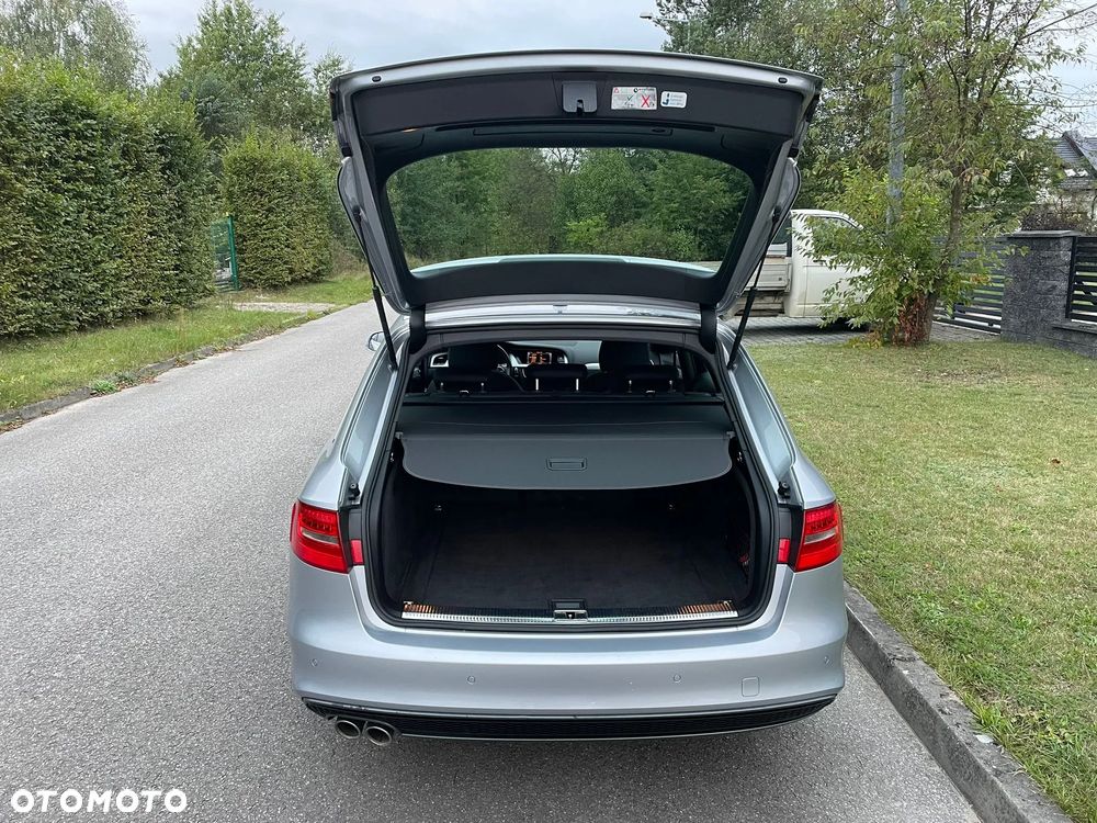 Audi A4 Avant - 14