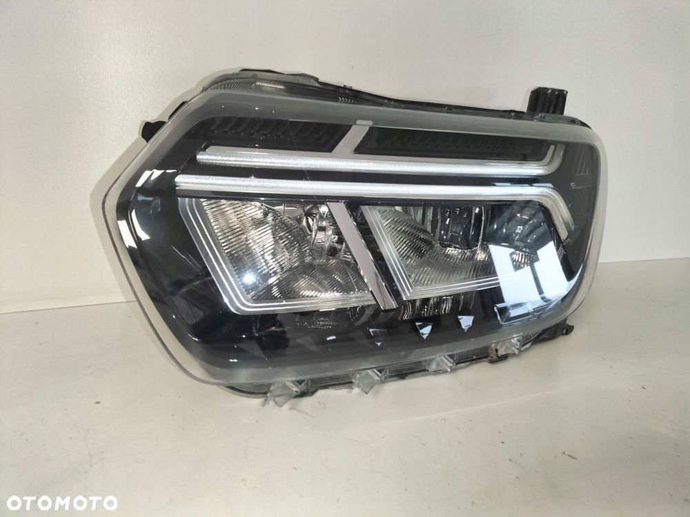 lampa przednia reflektor lewa dacia duster ii lift 21- led+h1 - 2