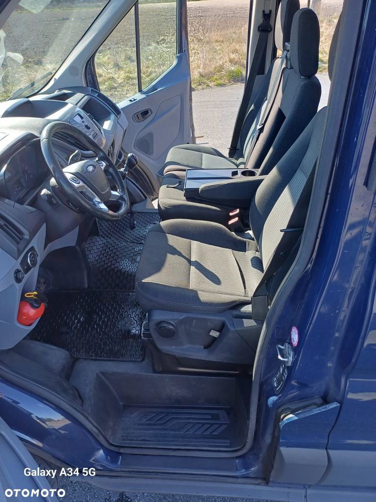 Ford Transit - 11
