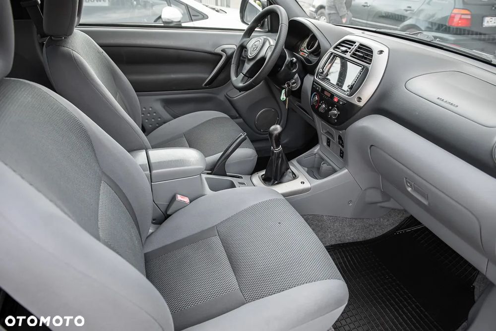 Toyota RAV4 4x4 Sol - 13