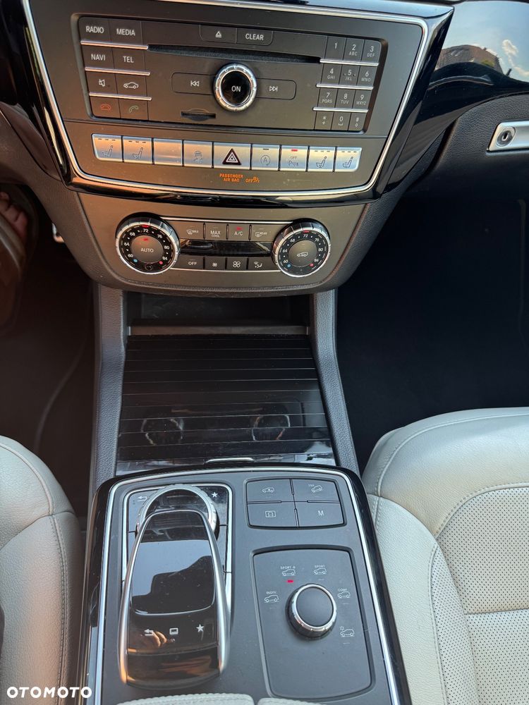 Mercedes-Benz GLE 450 4Matic 9G-TRONIC AMG Line - 17