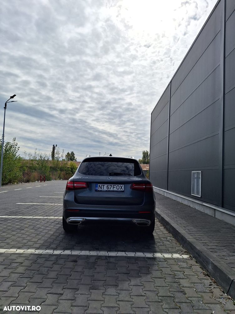 Mercedes-Benz GLC - 18