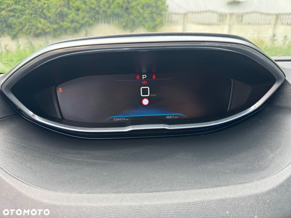 Peugeot 3008 BlueHDi 120 EAT6 Stop & Start Active - 23