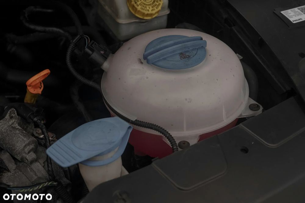 Volkswagen Multivan - 29