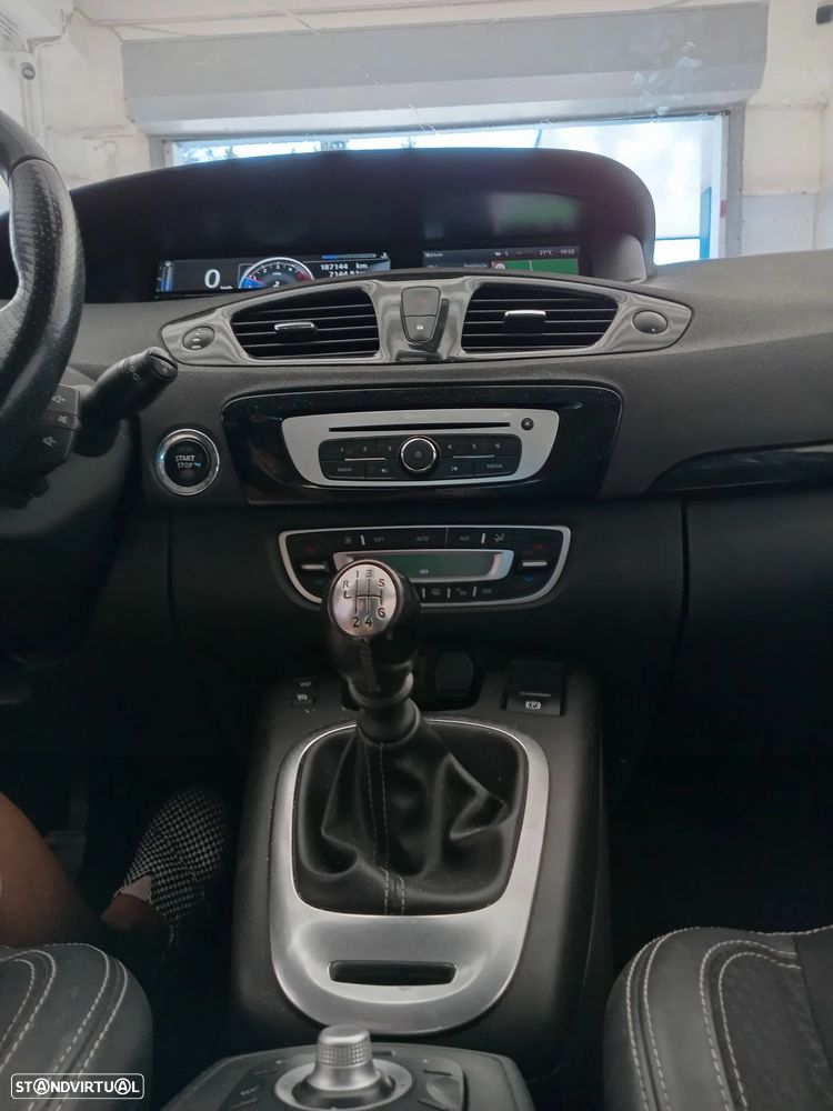 Renault Grand Scénic 1.5 dCi Bose Edition SS - 14