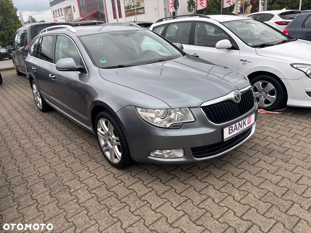 Skoda Superb 2.0 TDI Elegance DSG - 38